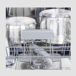 c632fea2-25da-464f-a35b-6273117313a8@w600